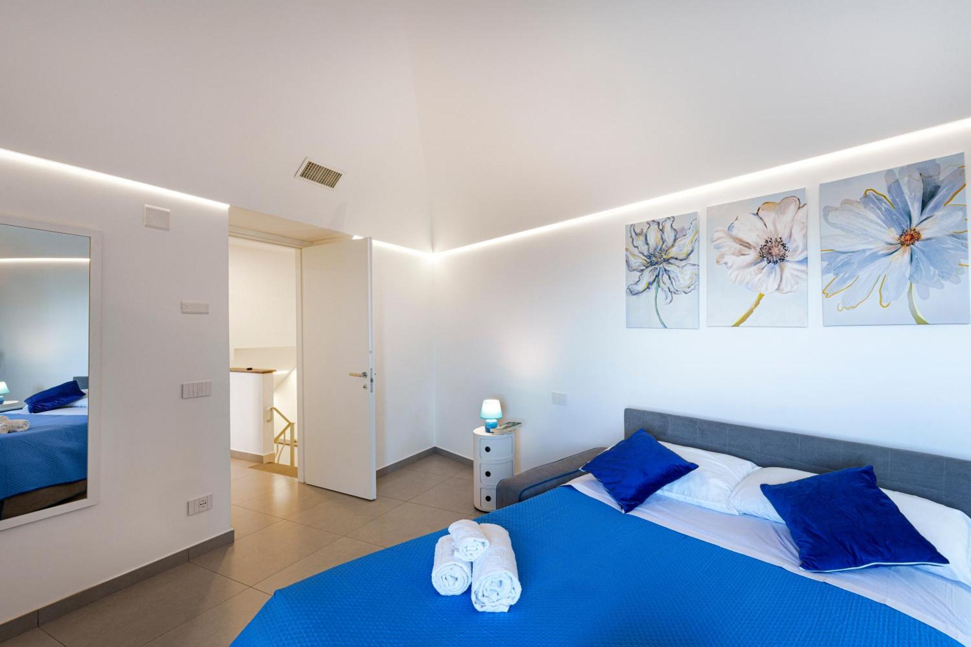 Holidays Homes The Dream Сант'Агнело Екстериор снимка